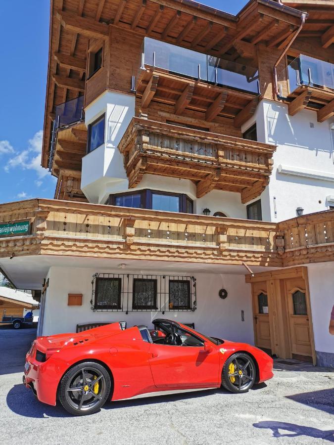 Schickster Sky Lodge Лойташ Экстерьер фото