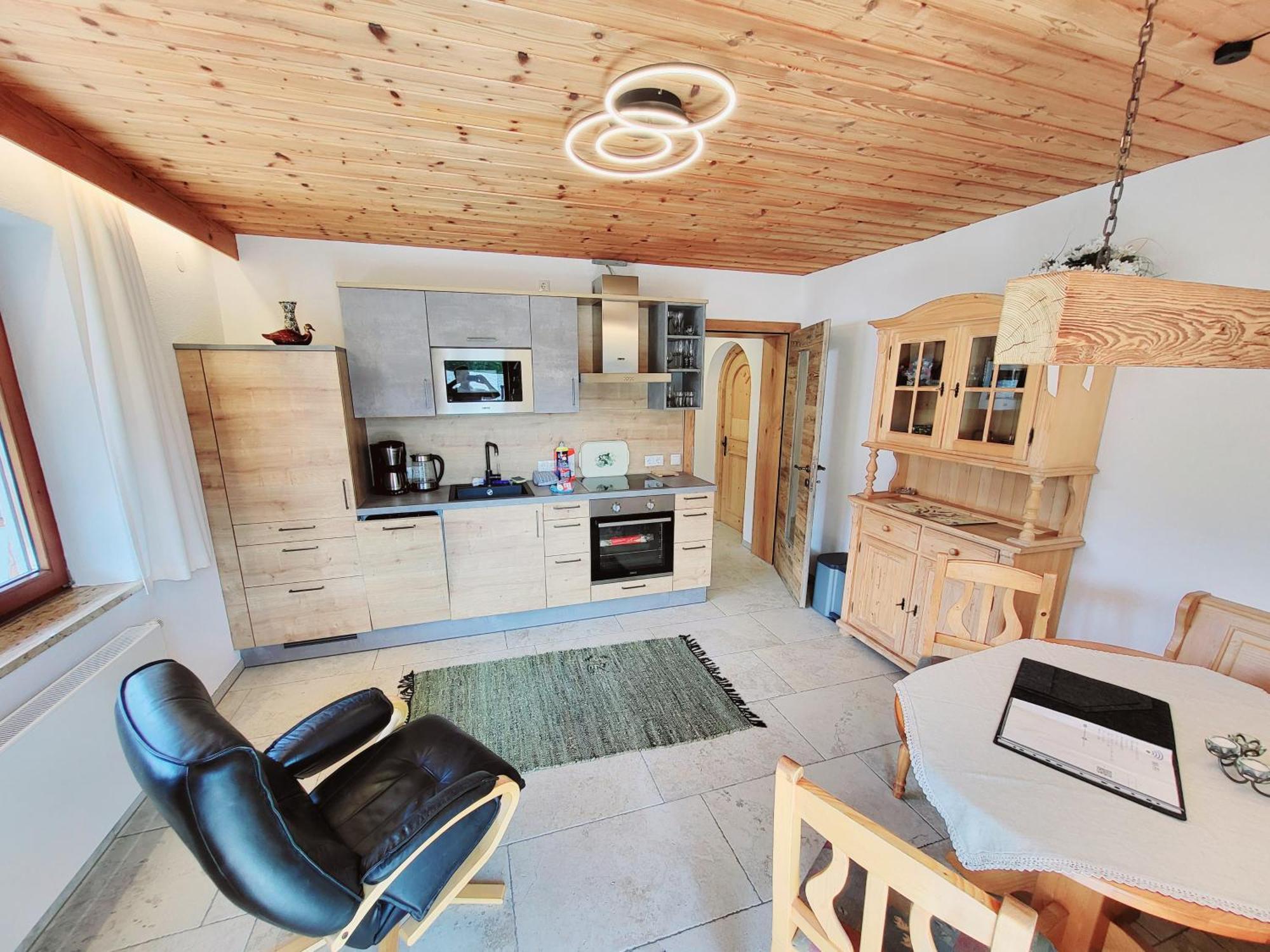 Schickster Sky Lodge Лойташ Экстерьер фото